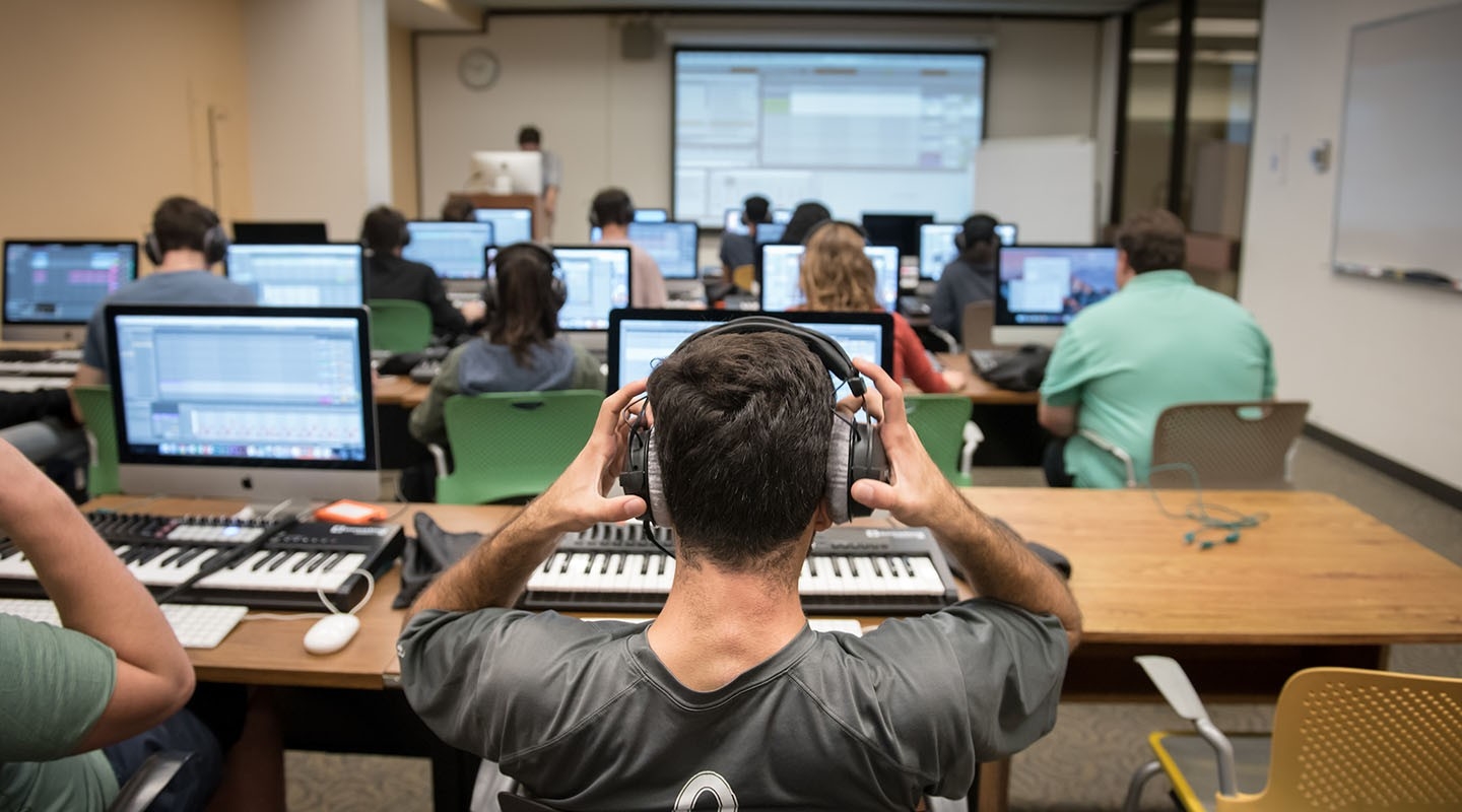 Oxy students in music class
