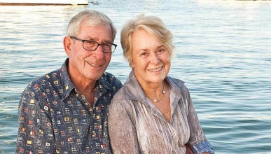 Alumnus Tod White '59 and his wife Linda