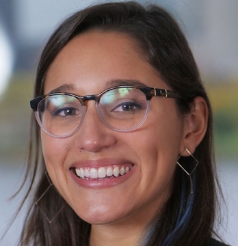 Evita Chavez '15